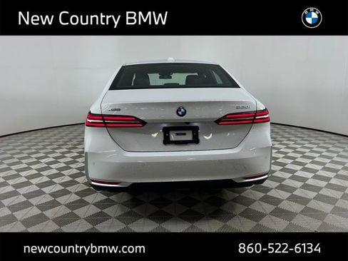 New 2026 BMW 530i xDrive w/ Premium Package image 6