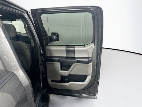 Used 2016 Ford F150 XL w/ Equipment Group 101A Mid image 29