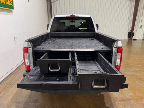 Used 2018 Ford F250 XL w/ Power Equipment Group AWD/4WD image 43