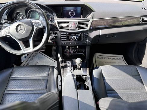 Used 2010 Mercedes-Benz E 63 AMG Sedan image 7
