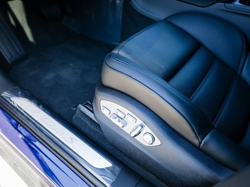 New 2026 Porsche Macan S image 14