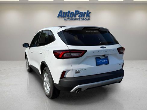 New 2025 Ford Escape Active w/ Active Premium Tech Pack AWD/4WD image 5