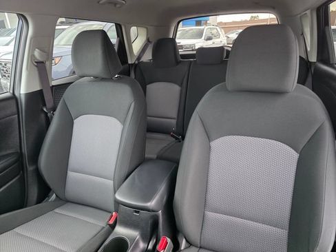 Used 2025 Kia Soul LX w/ LX Technology Package FWD image 26