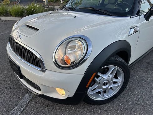 Used 2010 MINI Cooper Clubman S image 19