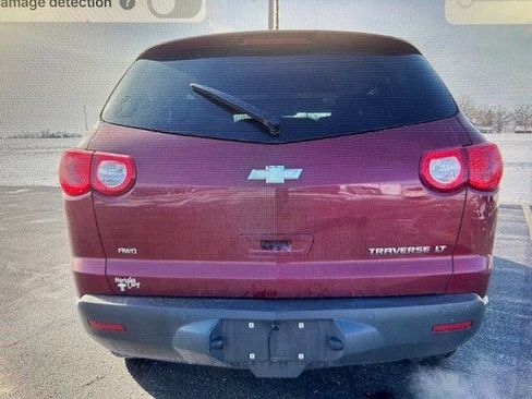 Used 2010 Chevrolet Traverse LT w/ Personal Connectivity Package image 5