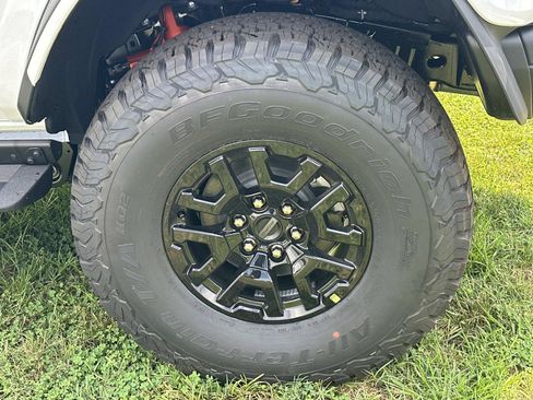 New 2026 Ford Bronco Raptor AWD/4WD image 39