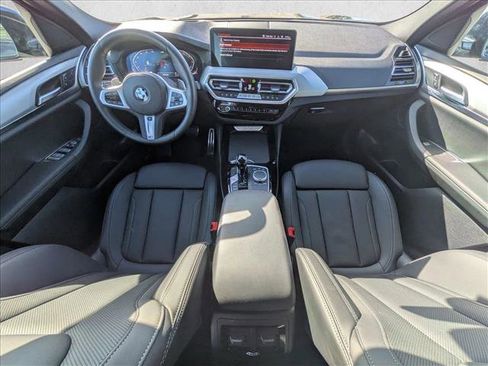 Used 2025 BMW X4 xDrive30i image 18