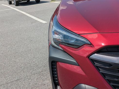 Certified 2025 Subaru Outback Premium image 8