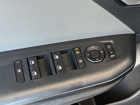 Certified 2025 Kia K4 FWD image 12