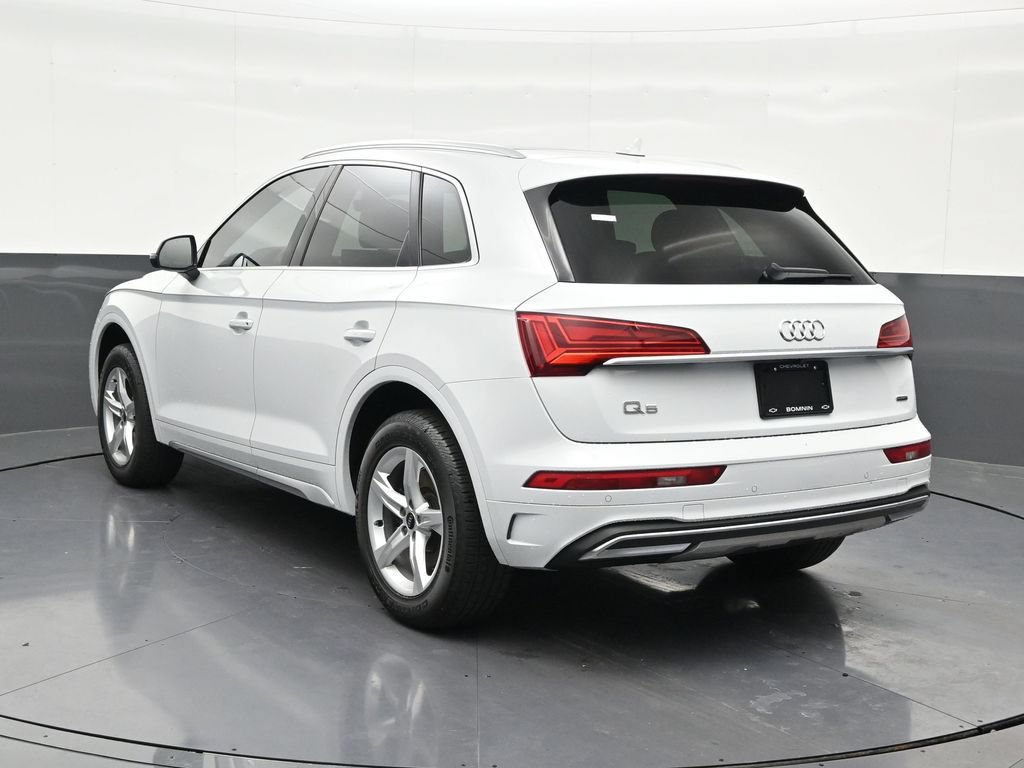 Used 2022 Audi Q5 2.0T Premium AWD/4WD image 3