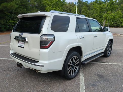 Used 2016 Toyota 4Runner Limited w/ Four Season Floor Mat Package AWD/4WD image 4