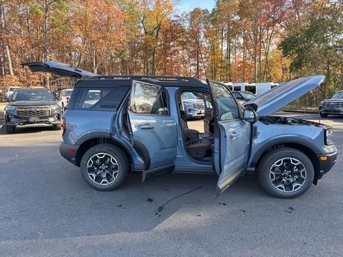 New 2025 Ford Bronco Sport Outer Banks w/ Outer Banks Tech Package+ image 25