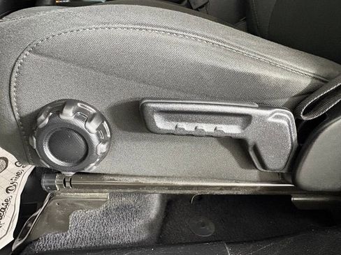 Used 2023 Jeep Wrangler Unlimited Sport AWD/4WD image 13