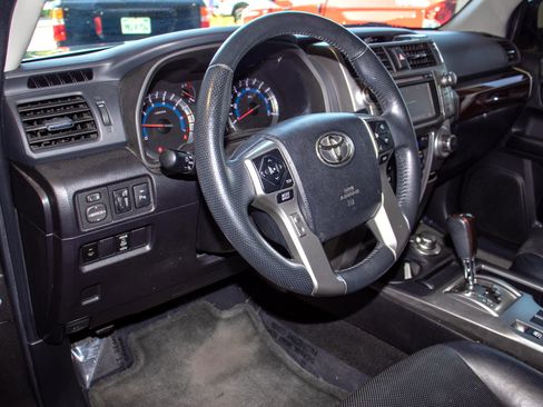 Used 2014 Toyota 4Runner Limited AWD/4WD image 14