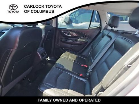 Used 2023 GMC Terrain SLT w/ LPO, Floor Liner Package AWD/4WD image 3