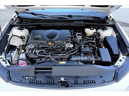 Used 2025 Toyota Camry LE FWD image 55