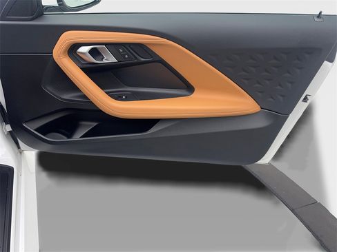 Used 2025 BMW 230i Coupe w/ M Sport Package image 44