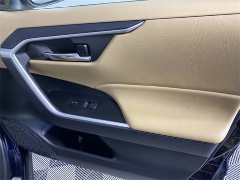 Used 2024 Toyota RAV4 XLE image 25