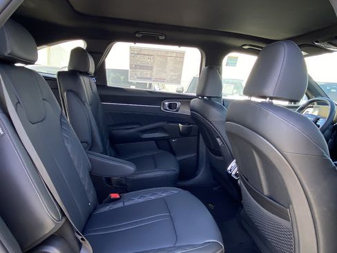 New 2026 Kia Sorento SX Prestige AWD/4WD image 24