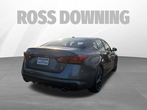 Used 2025 Nissan Altima 2.5 SR image 4