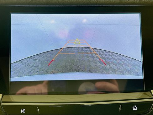 Used 2025 Cadillac XT6 Sport image 23