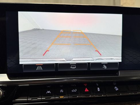 New 2025 GMC Sierra 1500 Elevation w/ Preferred Package image 32