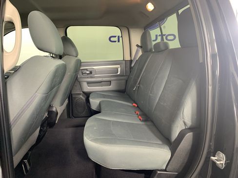 Used 2018 RAM 2500 SLT AWD/4WD image 29