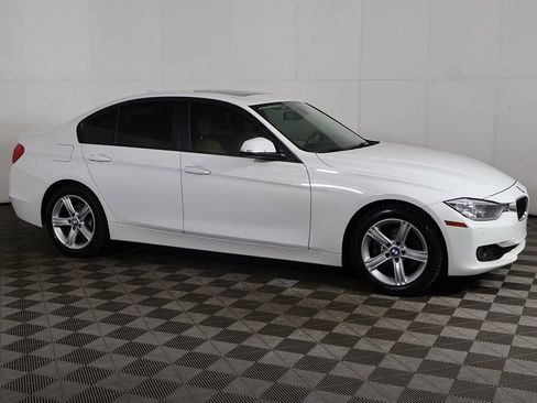 Used 2015 BMW 328i xDrive Sedan AWD/4WD image 15