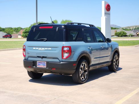 Used 2022 Ford Bronco Sport Outer Banks w/ Tech Package image 5