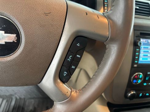 Used 2011 Chevrolet Tahoe LT image 23