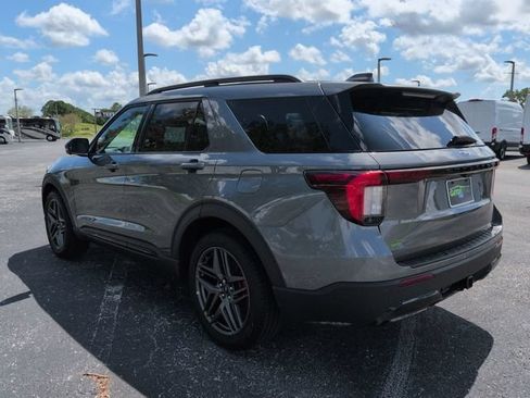 Certified 2026 Ford Explorer ST-Line w/ ST-Line Street Pack RWD image 7