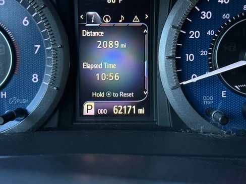 Used 2015 Toyota Sienna XLE w/ XLE Navigation Package FWD image 16