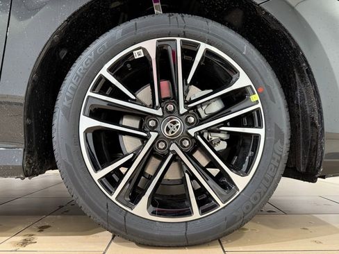 New 2026 Toyota Camry XLE image 9