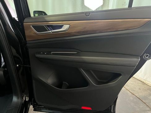 New 2026 Volkswagen Atlas SE image 21