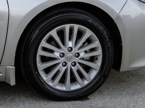 Used 2015 Toyota Avalon Limited image 67