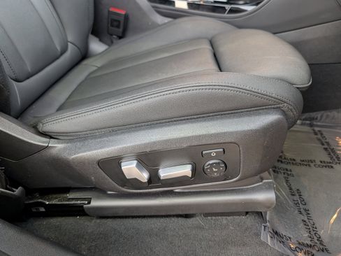 Used 2021 BMW X4 xDrive30i w/ M Sport Package image 30