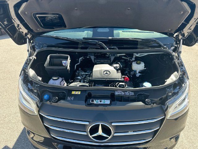 Certified 2025 Mercedes-Benz Sprinter 2500 image 28