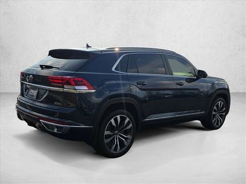 Used 2021 Volkswagen Atlas Cross Sport SEL R-Line w/ Cross Sport MDO Package image 5