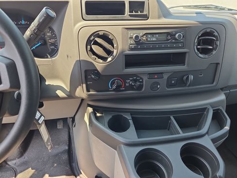New 2024 Ford E-450 and Econoline 450 Super Duty w/ Power Windows & Locks Group image 36