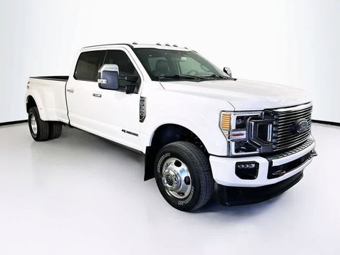 Certified 2022 Ford F350 Platinum image 24