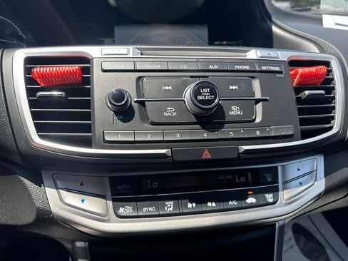 Used 2014 Honda Accord Sport image 30