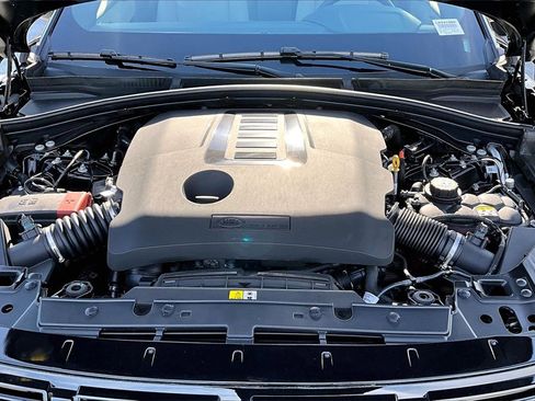 New 2026 Land Rover Range Rover Velar Dynamic SE image 12