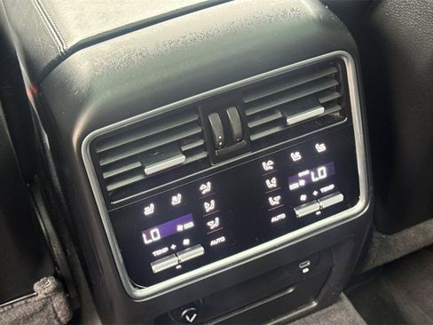 Used 2020 Porsche Cayenne S AWD/4WD image 14
