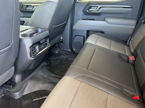 Used 2023 Chevrolet Silverado 1500 ZR2 w/ Technology Package AWD/4WD image 14