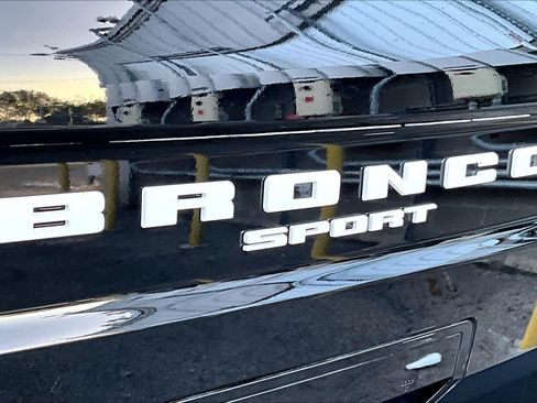 Certified 2024 Ford Bronco Sport Outer Banks image 9