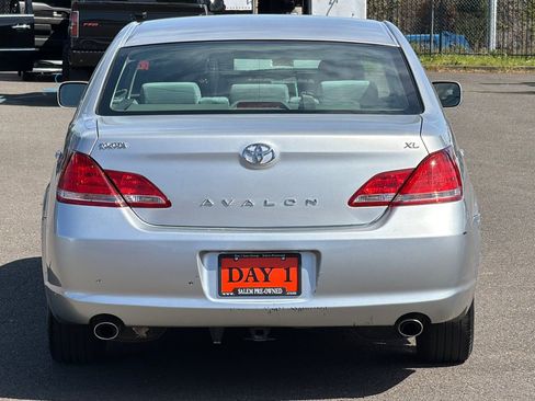 Used 2005 Toyota Avalon XL FWD image 6