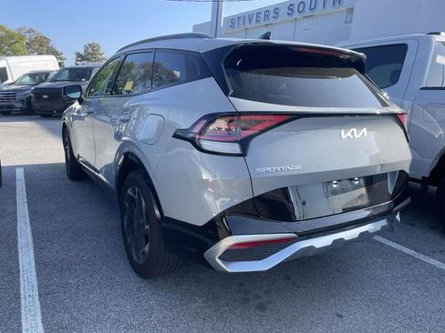 Used 2023 Kia Sportage SX image 4