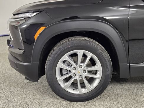 New 2026 Chevrolet TrailBlazer LS w/ LS Convenience Package FWD image 8