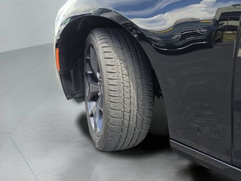Used 2023 Chrysler 300 S w/ Comfort Group RWD image 45