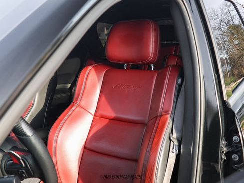 Used 2019 Dodge Durango SRT image 25